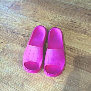 GUC UGG sandals